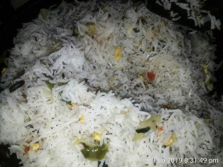 keep-mixing-rice-by-adding-salt