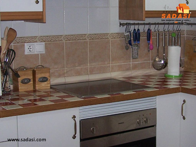 Fotos De Cocinas Forradas Con Azulejos - Una Pared De Azulejos Elemento