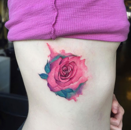 Diese rosa Aquarell rose tattoo