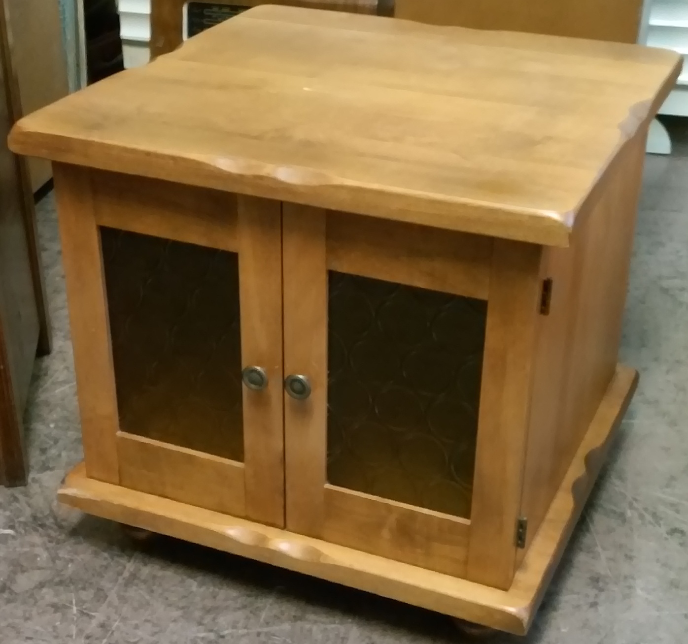 UHURU FURNITURE & COLLECTIBLES SOLD 70's Vintage Square End