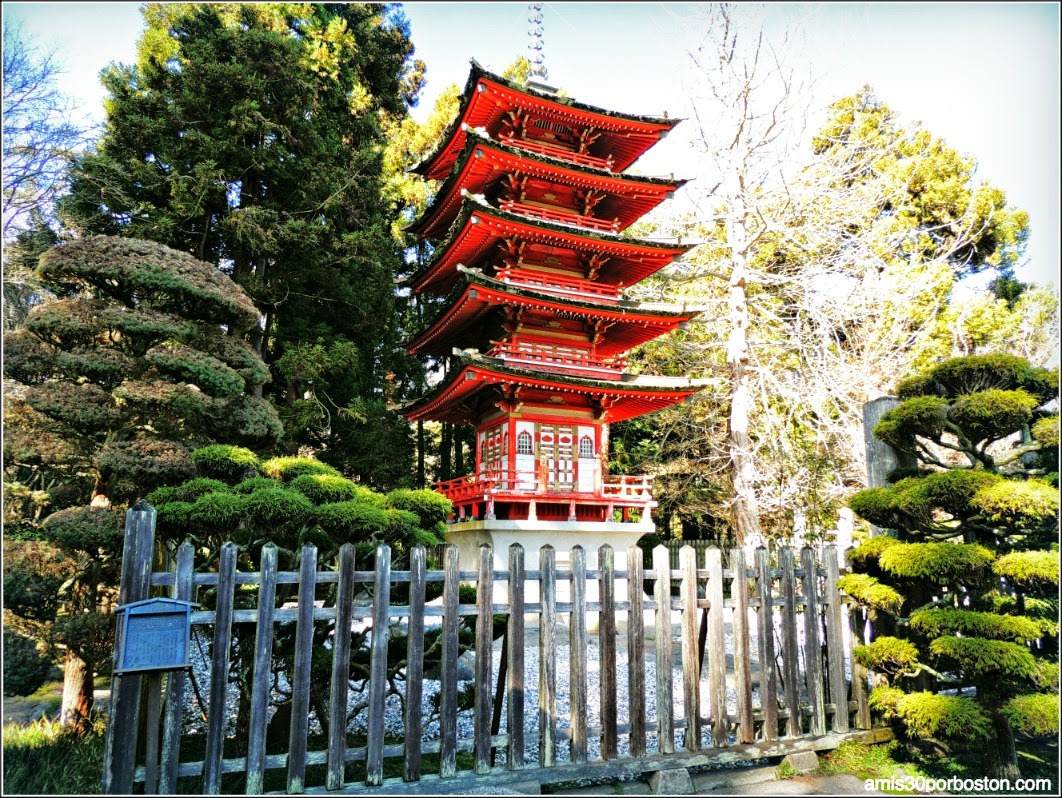 Pagoda Japanese Tea Garden: San Francisco