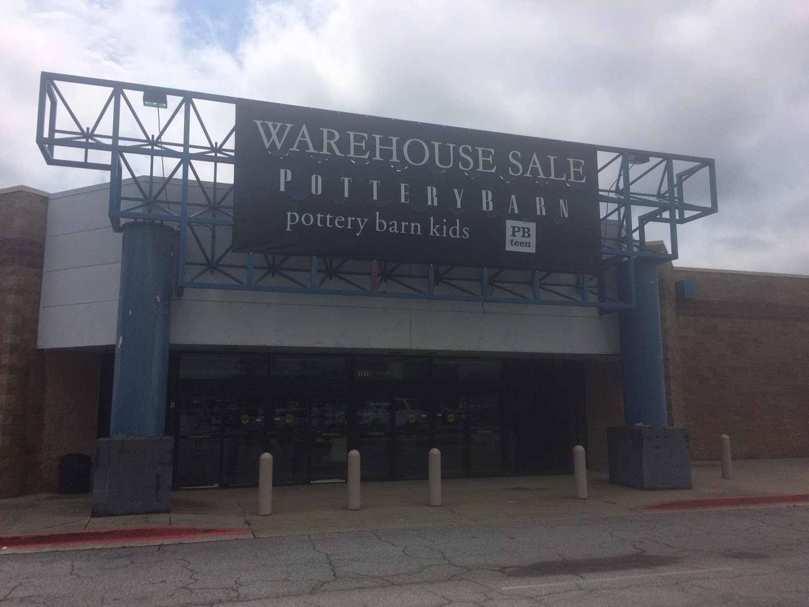 Tomorrow's News Today - Atlanta: [UPDATE] Pottery Barn Warehouse Sale Near  Southlake Liquidating
