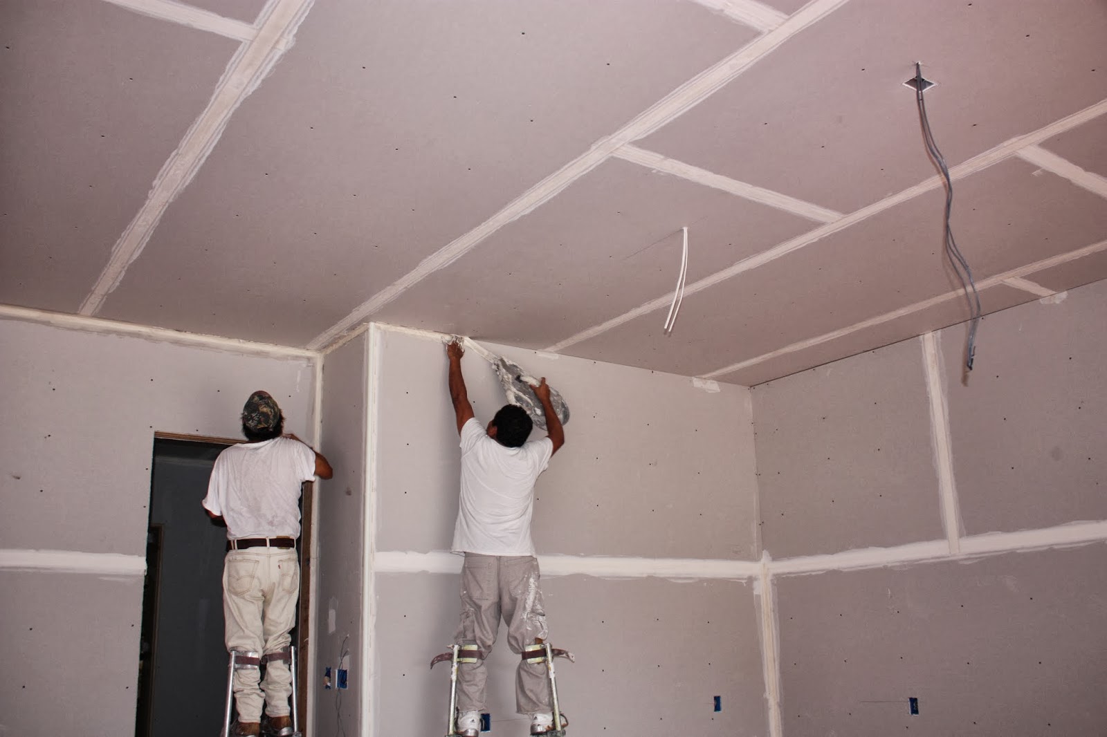 Infinity Ranch Drywall, taping, floating and fixing a mistake