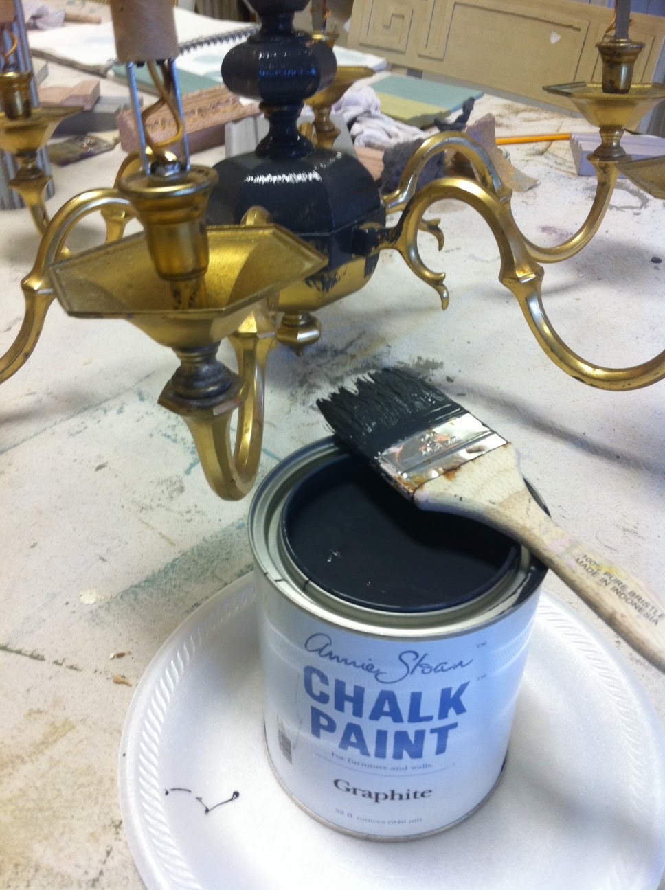 Maison Decor Painting A Brass Chandelier, How To Paint A Brass Chandelier Black