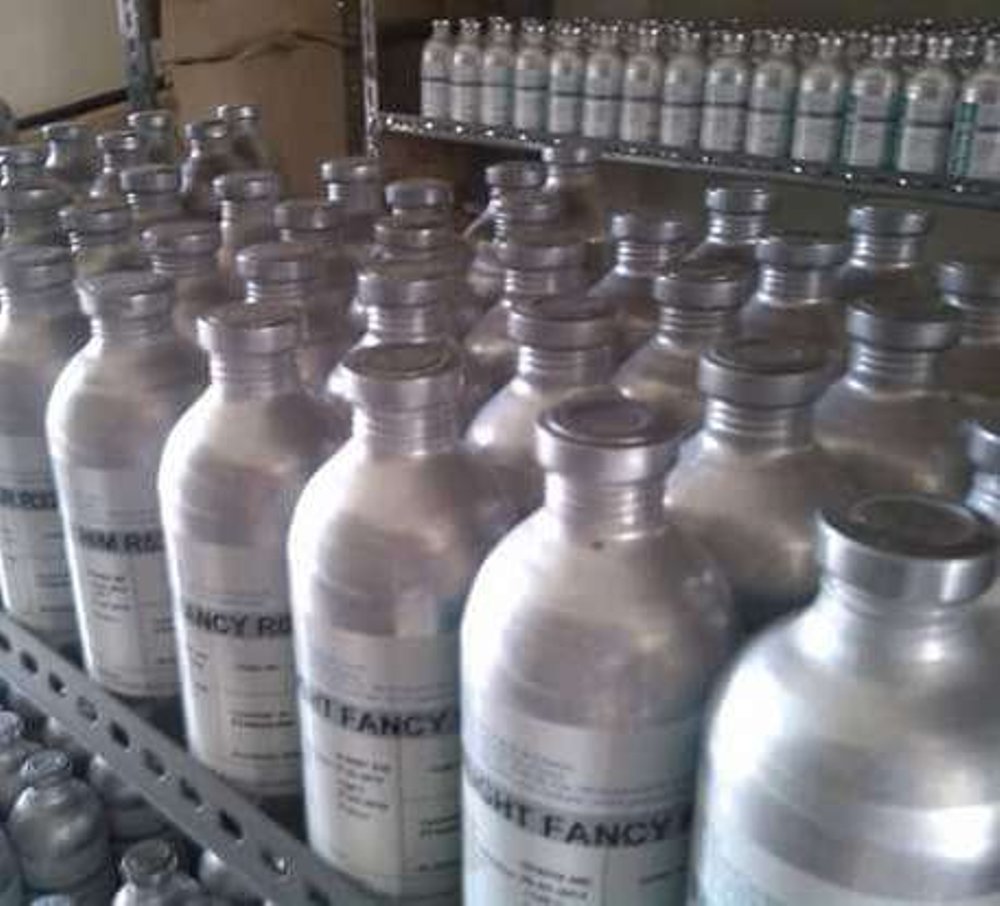 парфюмерное масло лузи. разливные духи luzi. масляные духи luzi. Luzi швейцарский завод ароматов.