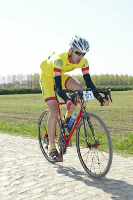 Sur les pavés du Paris-Roubaix