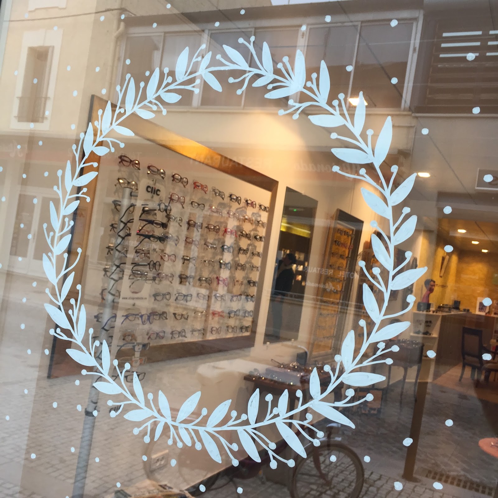 SO sooo cute: Pour Noël : dessiner sur les vitres avec Marie-Claire idées
