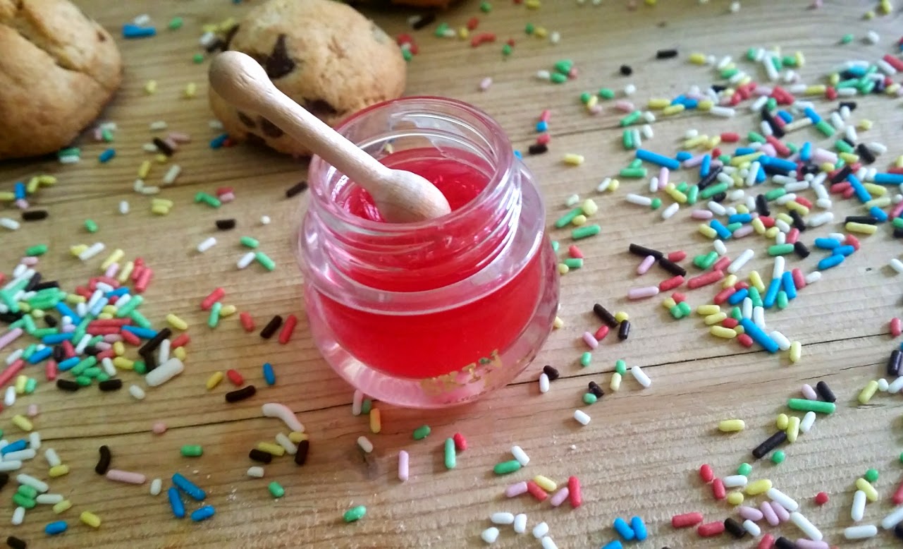 [Review] Skin Food Honeypot Lip Balm | Chocowip