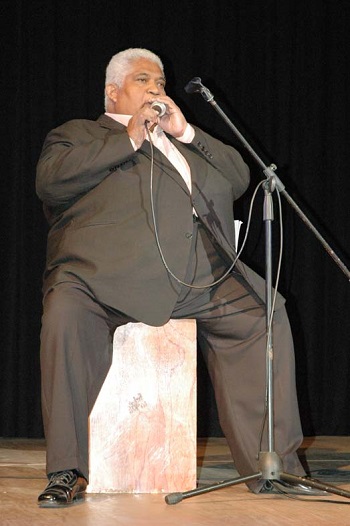 29 de Noviembre - Nacimiento del cantante Arturo «Zambo» Cavero