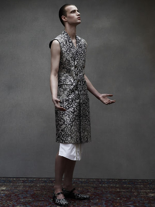 Evils by Tetsu Kubota Homotography