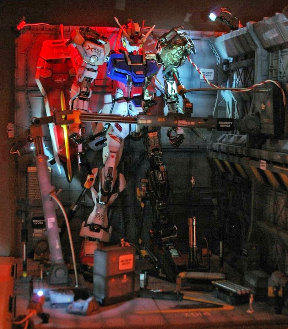 GUNDAM GUY PG 1/60 Strike Gundam Maintenance Bay Diorama Build