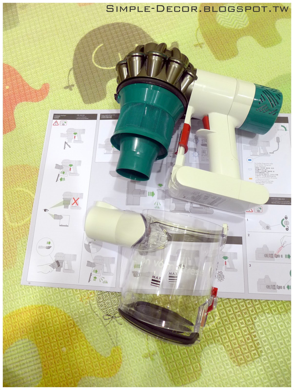 居家清潔 除塵 Dyson V6 Mattress手持式吸塵器開箱與多款吸頭介紹