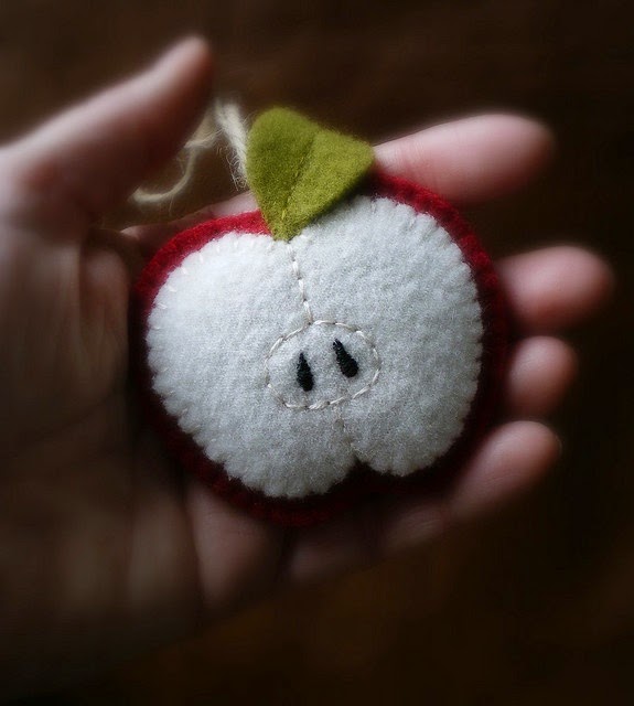 Felt ideas. игрушки из фетра авокадо. Felt tip for kids. магниты из фетра своими руками. Felt ideas.