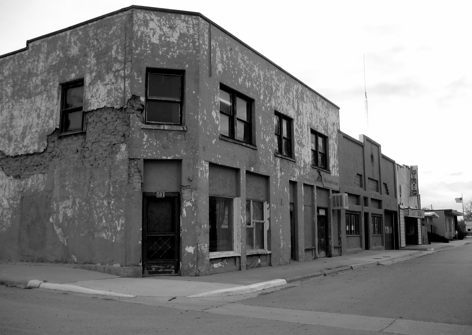 Living Rootless Carrizozo, NM Another Bite