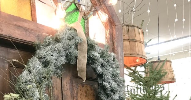 Little farmstead: christmas at the shop... Little Farmstead: Christmas at the Shop…