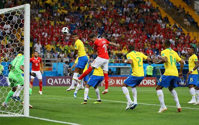 Fifa diz estar satisfeita com decisões dos árbitros no jogo entre Brasil x Suíça