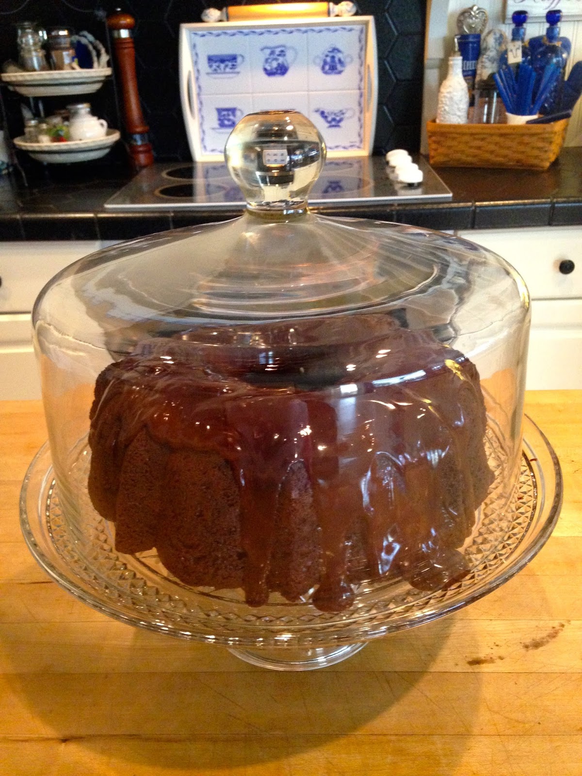 Rita's Recipes "Tunnel Of Love" Chocolate Bundt Cake ( Chocolate