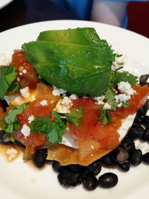 A traveler's look at family-friendly hotel packages at the Ritz-Carlton Washington D.C. The Lions,Tigers, Bears...Oh My! Package ties in with the National Zoo.  Huevos Rancheros is a great breakfast dish. 