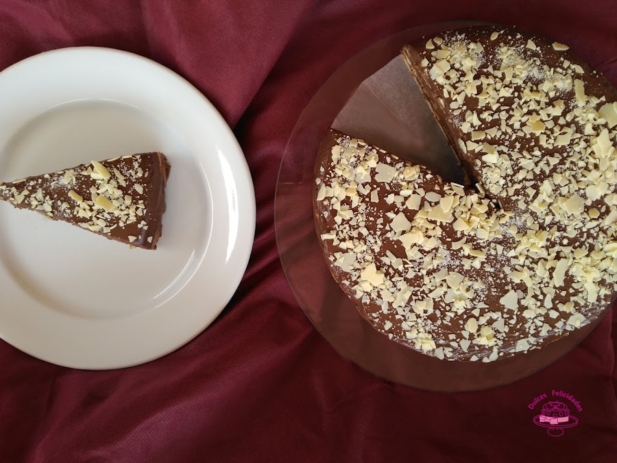 Tarta marquesa de chocolate venezolana