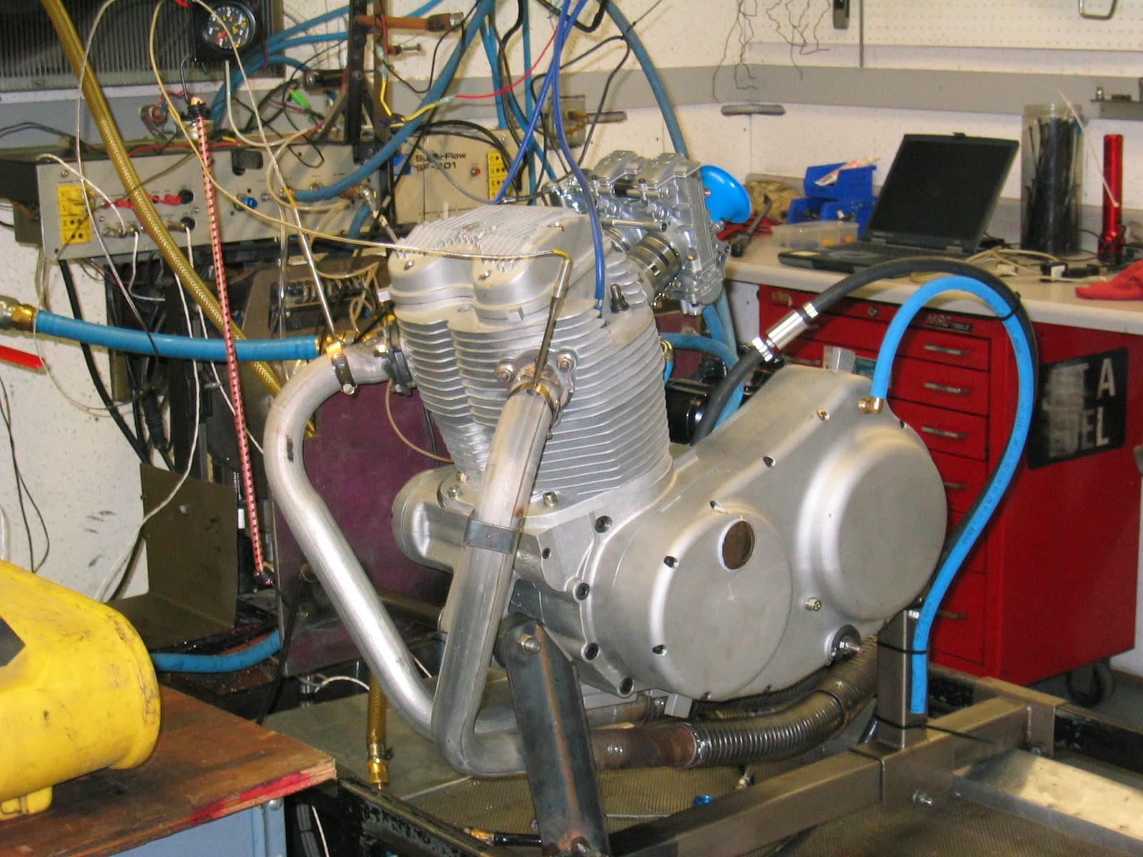 Modern Norton Commando 952cc