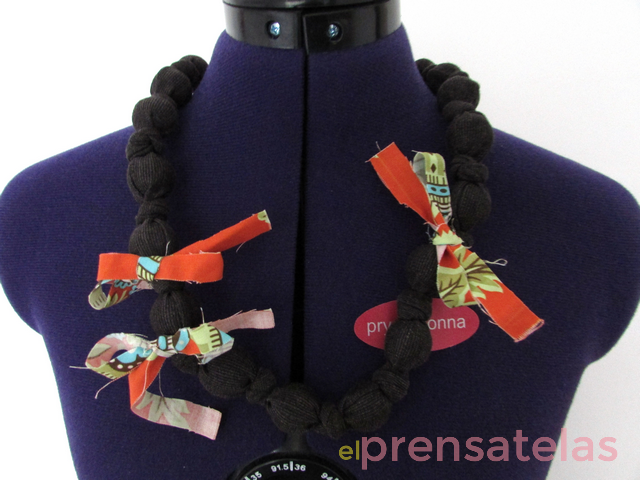 Collar de retales