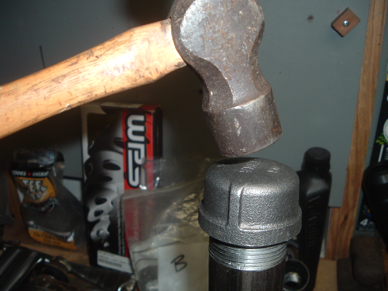 Crying Nines Installing tapered roller bearings on the XS650