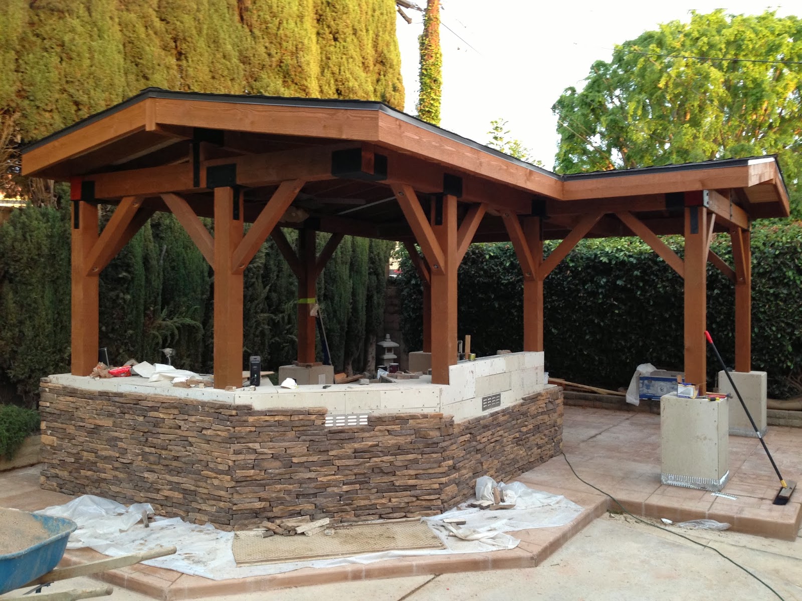 Ben, Sun & Ethan: Backyard Kitchen & BBQ Island