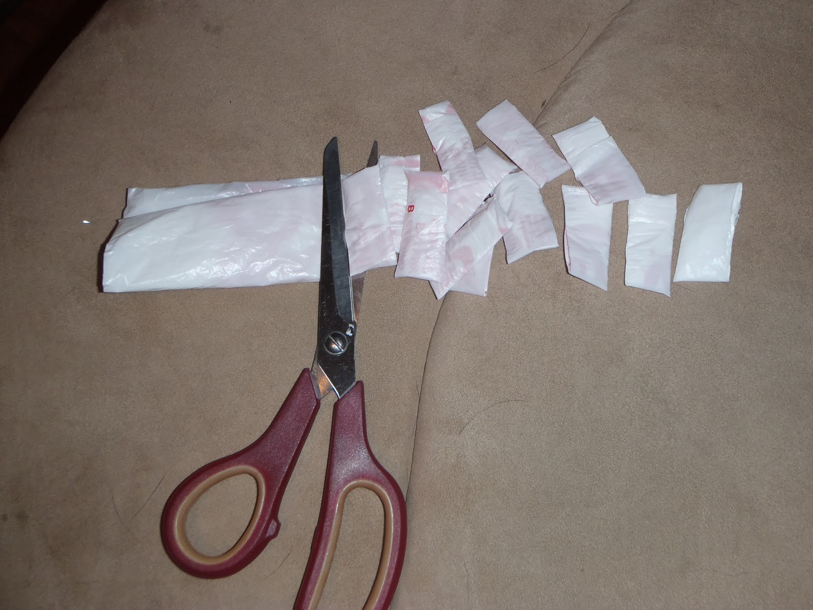 Knitting and Needling How to make mats from plastic grocery sacks