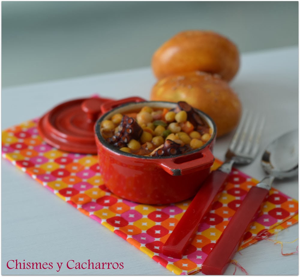 Garbanzos guisados con pulpo Chismes y Cacharros