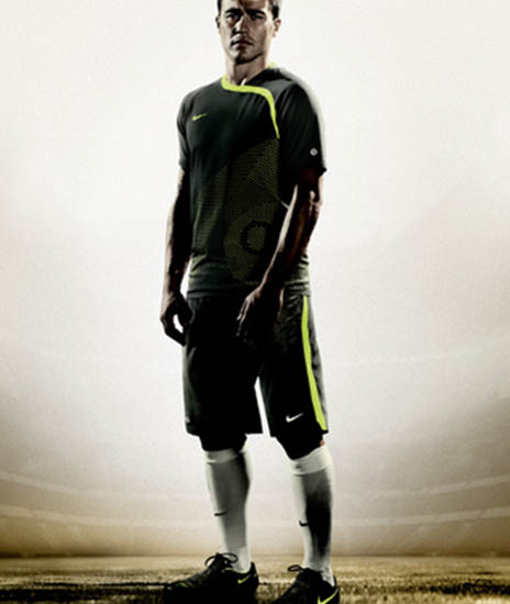 Nike Total 90 Laser II 2008 Boots - Original, K-Leather & Premium Version - Tech Info, Colorways