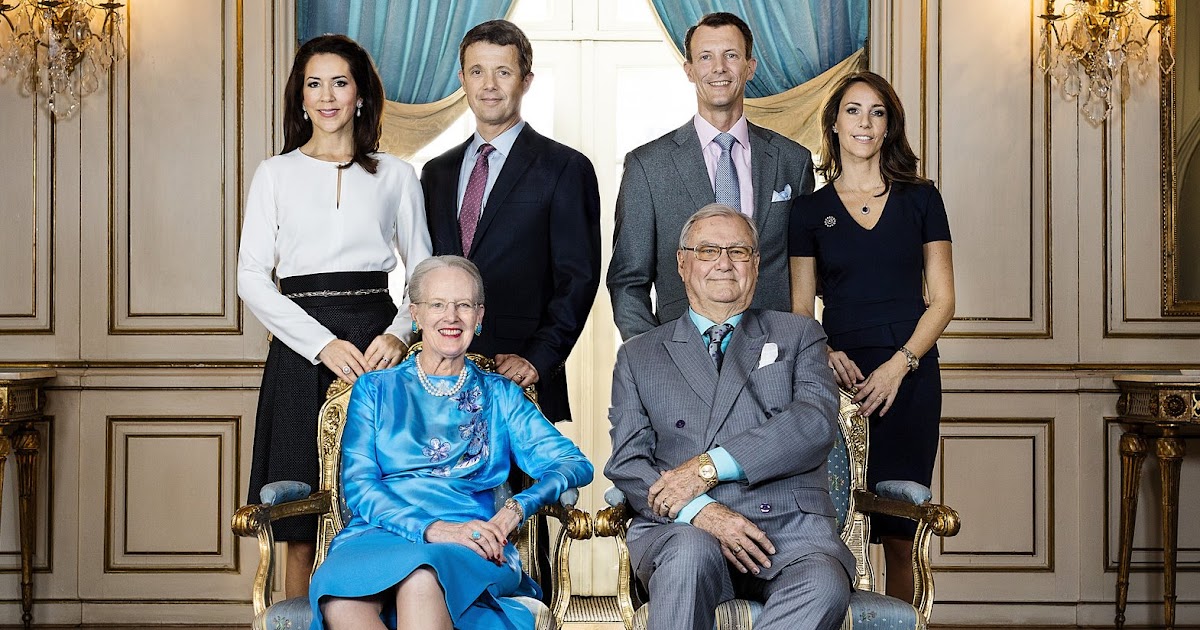 New Official Photo Of The Danish Royal Family NEWMYROYALS & HOLLYWOOD