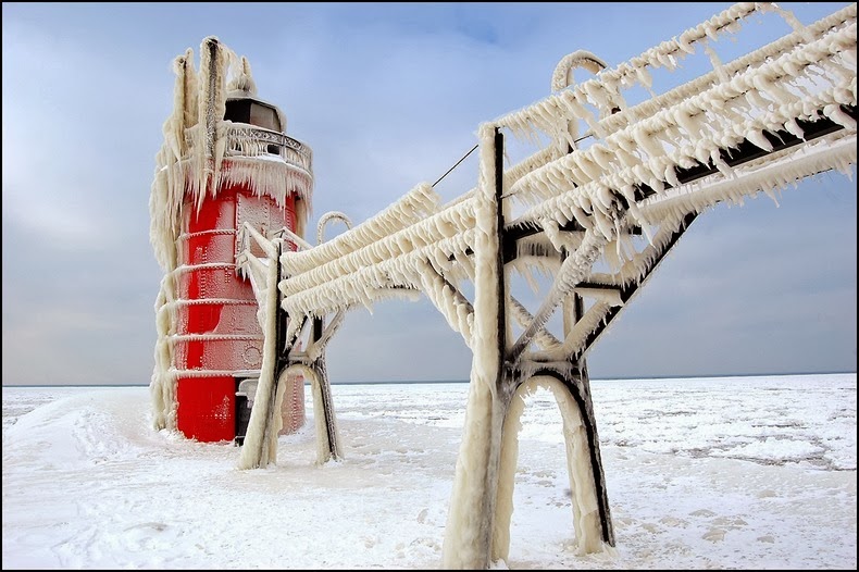 Lake Michigan’s Famous Frozen Lighthouses