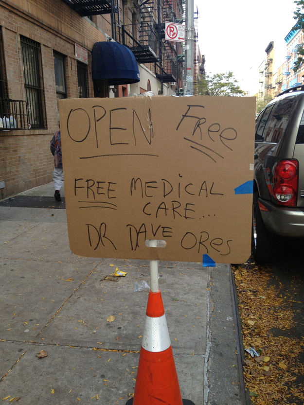 26 Moments That Will Restore Your Faith In Humanity Again - This doctor offered free medical care after Hurricane Sandy