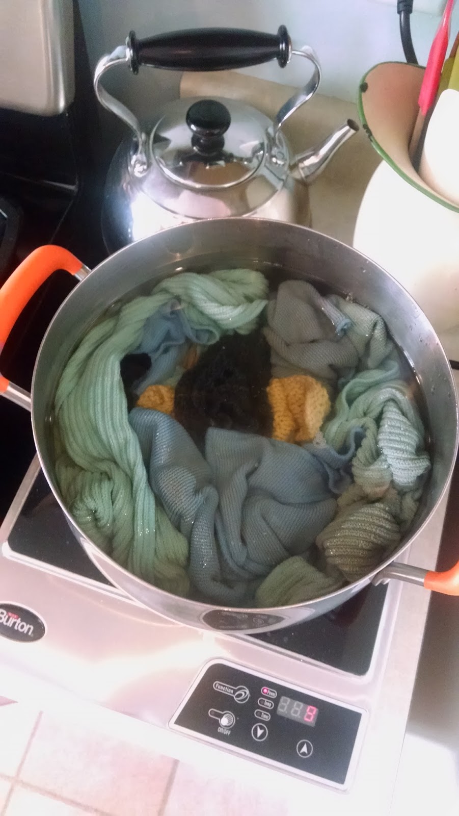 No Ordinary Sparrow How To Remove The Stink From Your Norwex Cloths When I Notice My Cloths Aren T Smelling Fresh Right Out Of The Wash Simply Throw Them In A Pot And Boil