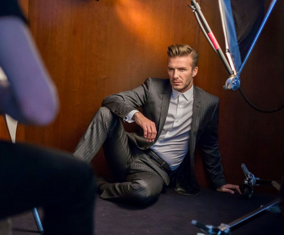 David Beckham Trình diễn mẫu vest nam sang trọng, lịch lãm năm 2018 -  YouTube