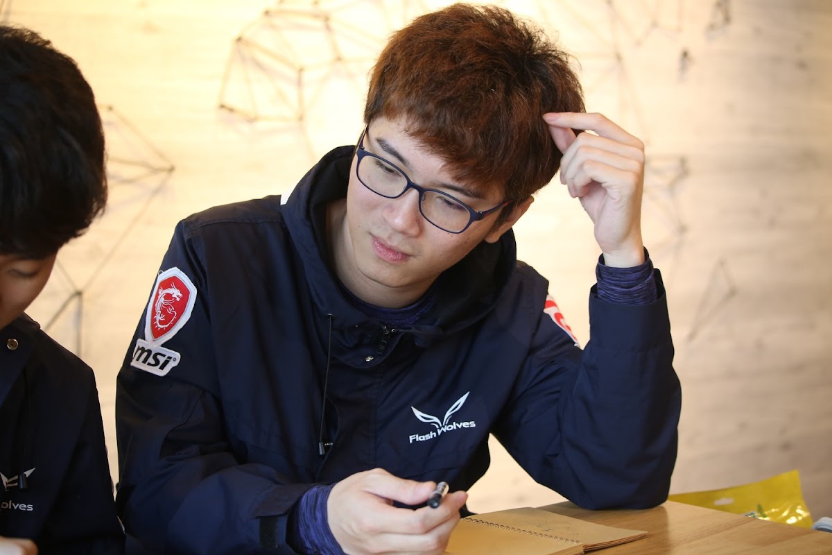 FW輔助選手SwordArT。