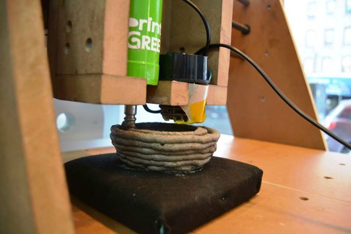Eco-Friendly 3D Printer Prints LIVING Gardens From Organic Ink