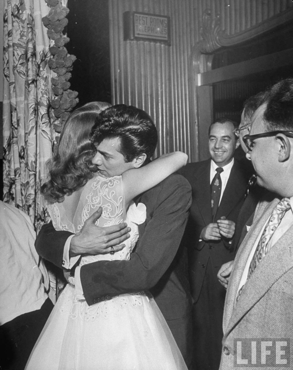 Film Noir Photos: Out on the Town: Janet Leigh's Wedding