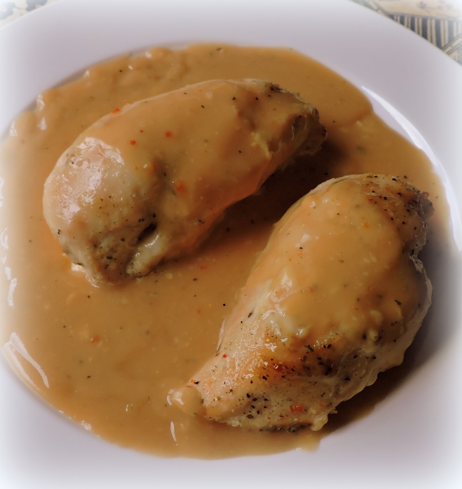 The English Kitchen Crock Pot Chicken with Creamy Gravy