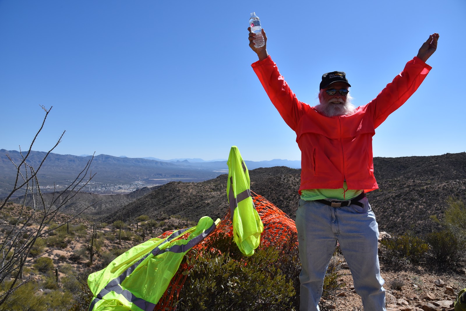 Arizona Hiking THE FRIENDLIEST TOWN ON THE ARIZONA TRAIL
