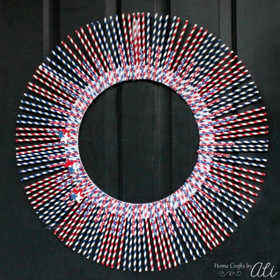 DIY Patriotic Paper Straw Wreath