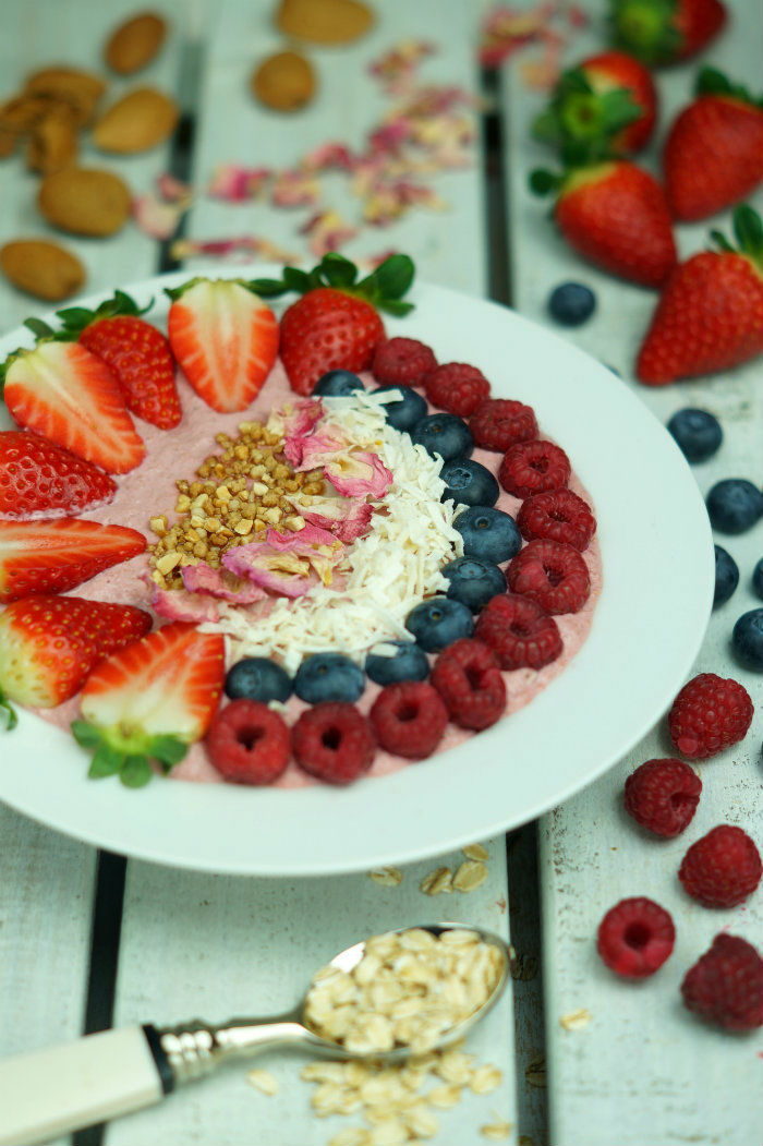 smoothie-bowl, berries-smoothie-bowl