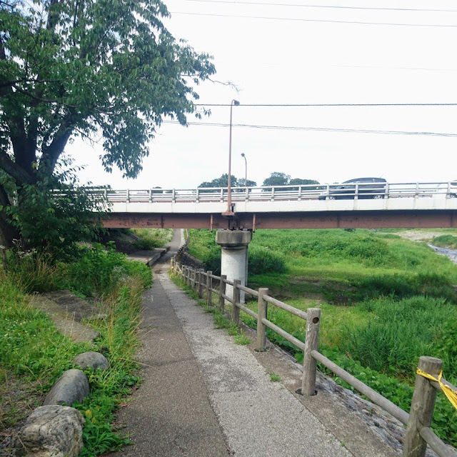 東秋川橋