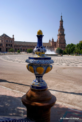 Plaza de España (Sevilla, España), by Guillermo Aldaya / PhotoConversa