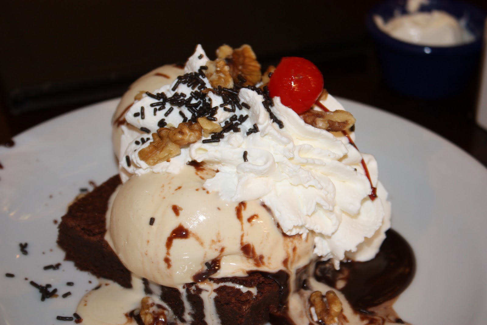 Delicious ice cream: tutti frutti ice cream