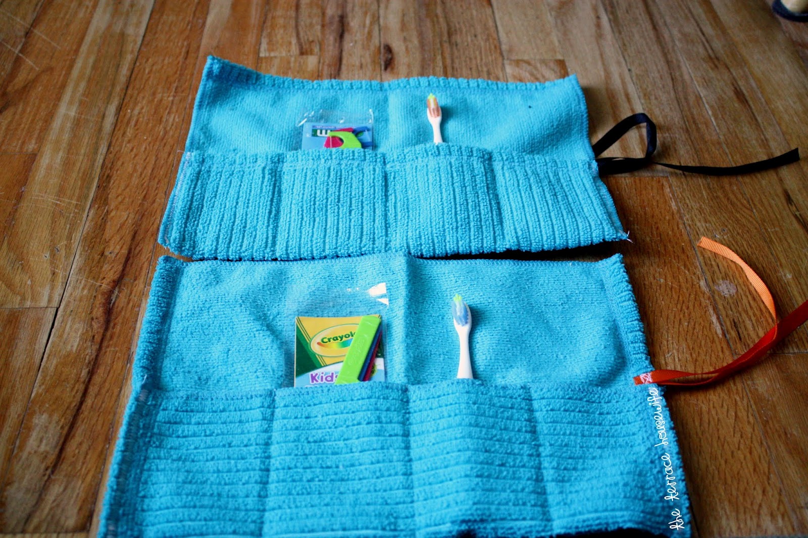The Terrace Housewife DIY Washcloth Toothbrush Pouch