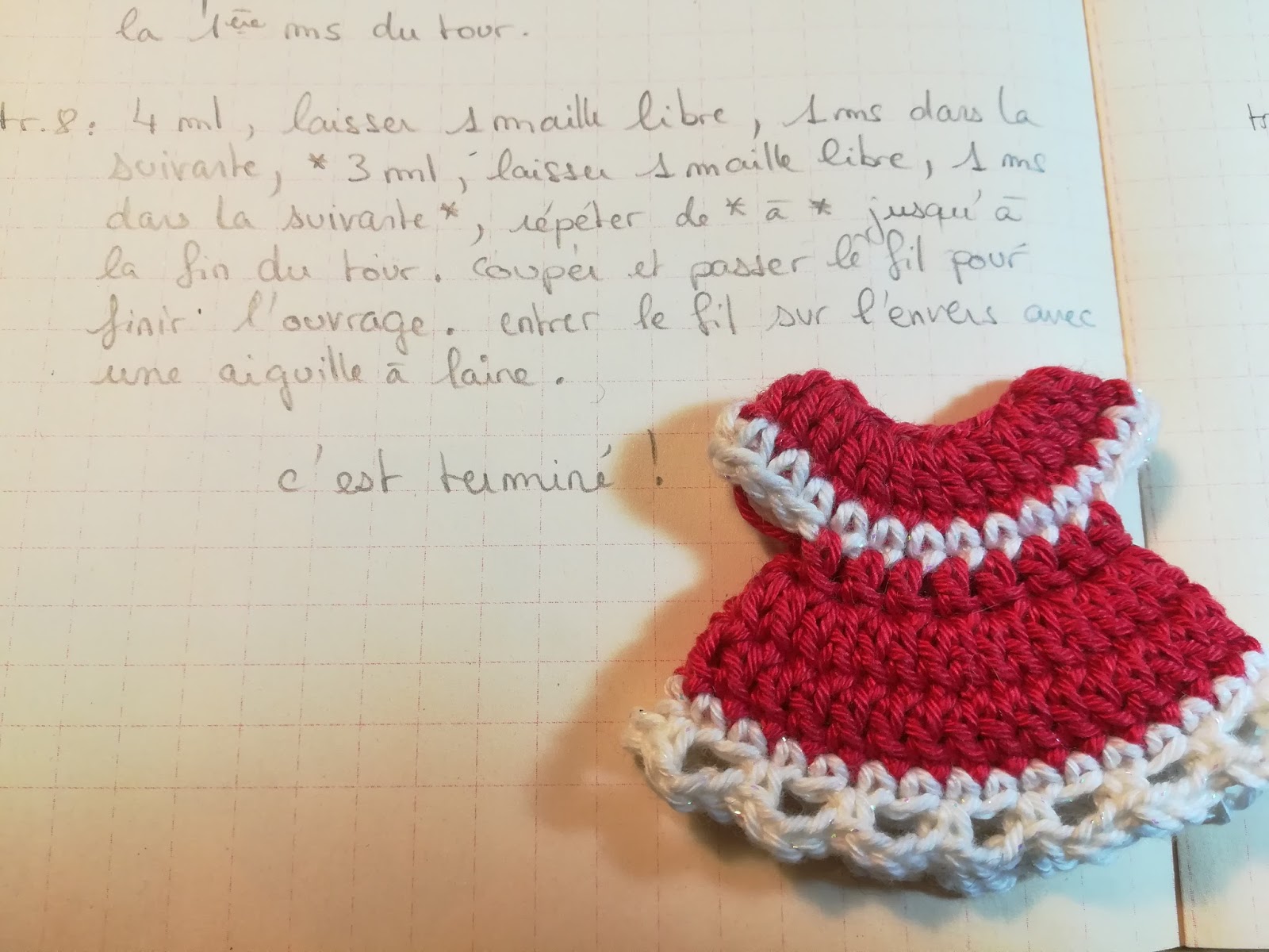 Dame Péraudine Tuto photos mini robe au crochet