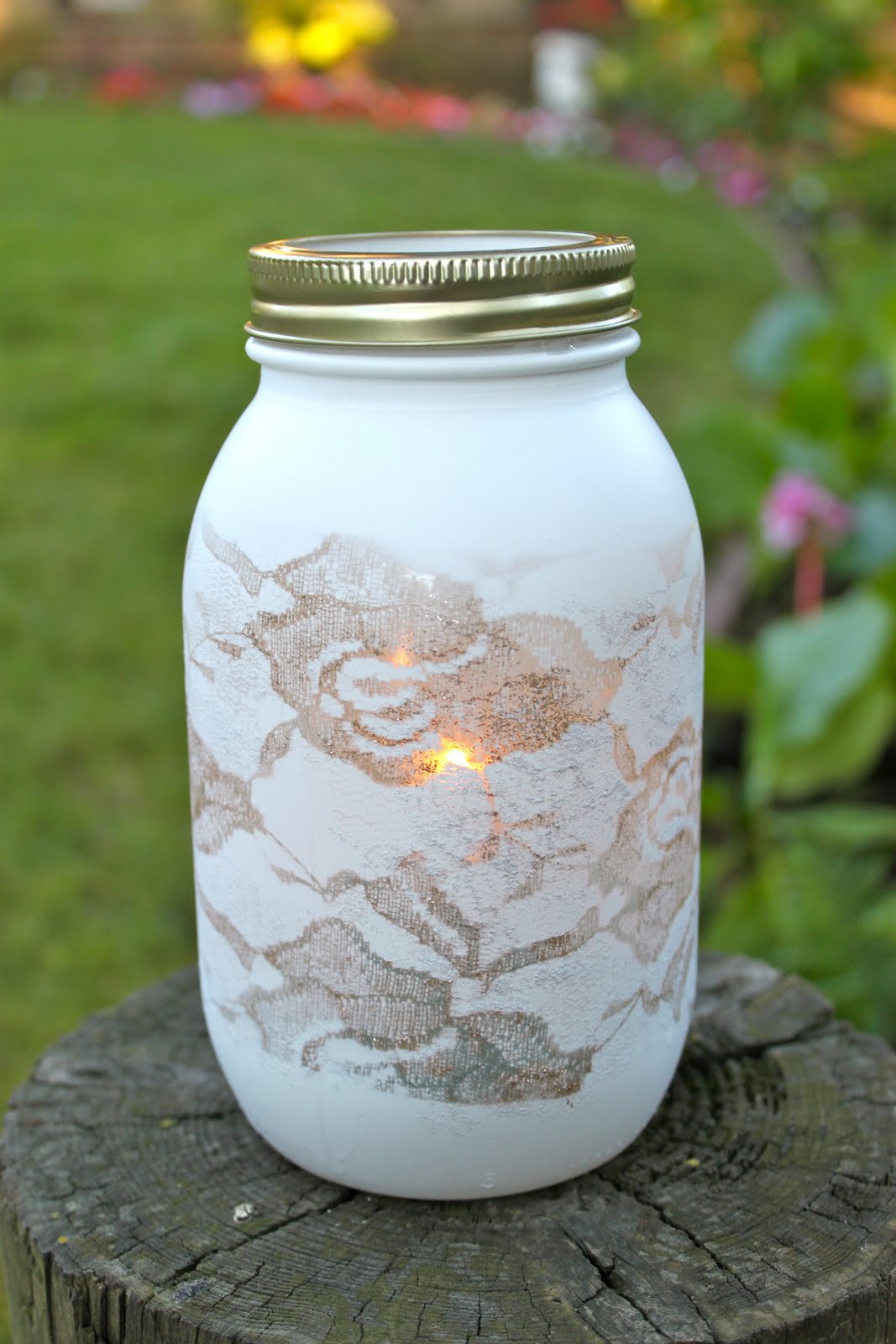 DIY mason jar crafts {guest tutorial} - Love Stitched DIY mason jar crafts {guest tutorial} - Love Stitched