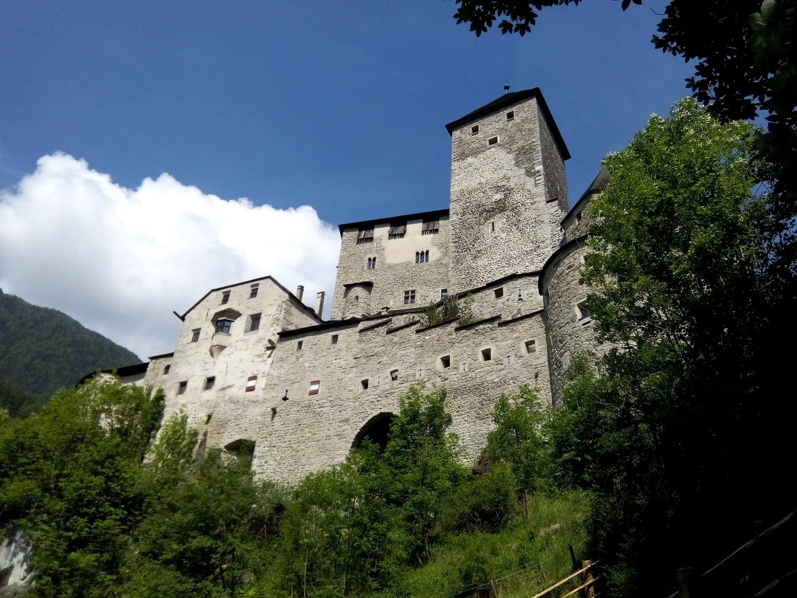 Castello di Taufers(Tures) e la leggenda