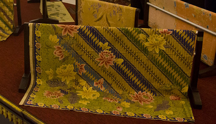 Motif pada Batik Djawa Hokokai